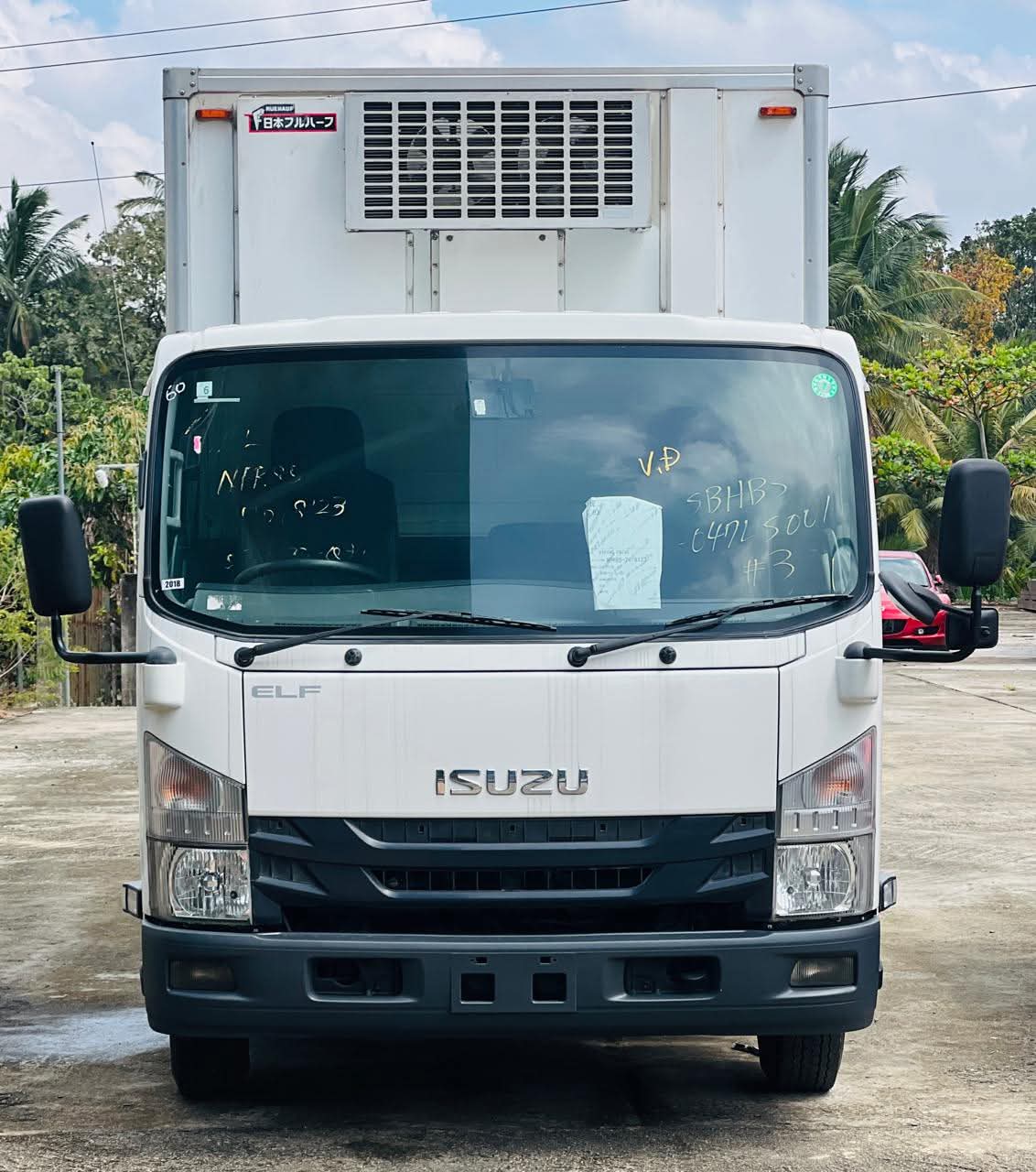 Isuzu ELF 2018 - சான்றளிக்கப்பட்டது டிரக் sale in Sri Lanka - patpat.lk