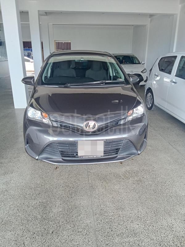 Toyota Vitz 2016 - பயன்படுத்தப்பட்டது கார் sale in Sri Lanka - patpat.lk