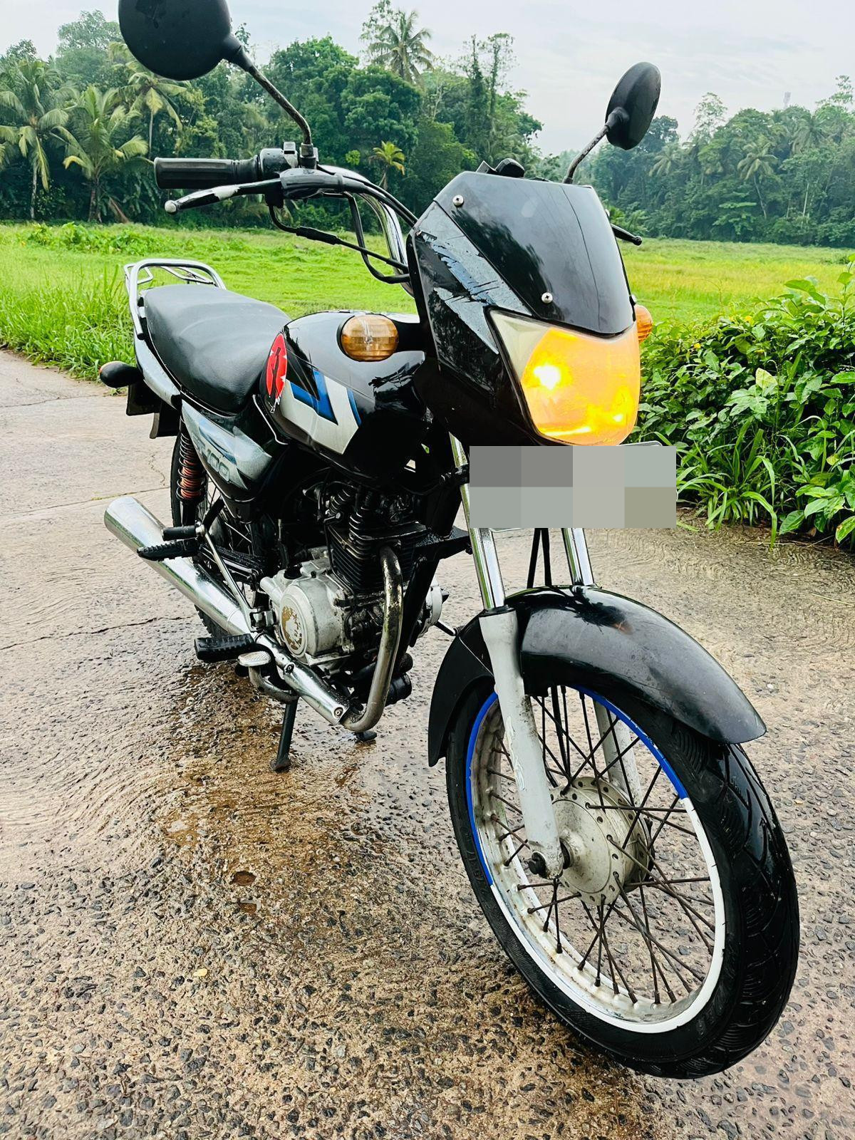 Bajaj CT100 2009 - பயன்படுத்தப்பட்டது பைக் sale in Sri Lanka - patpat.lk