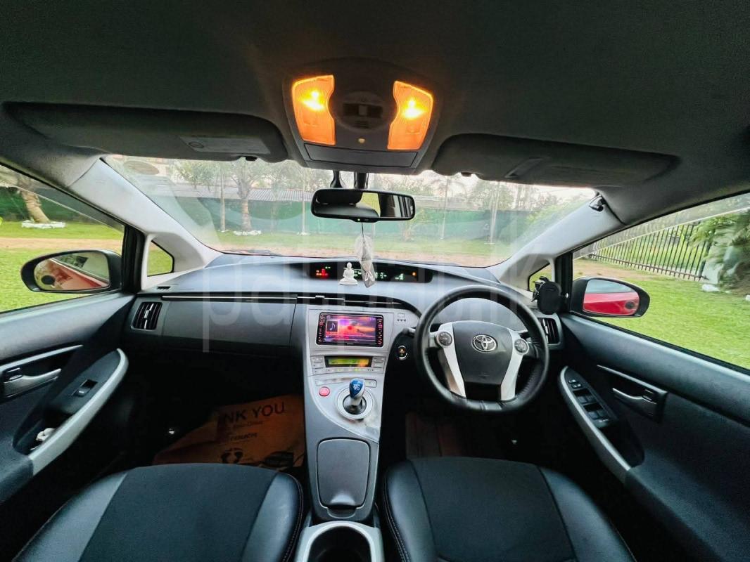 Toyota Prius 2012 - Used Car sale in Sri Lanka - patpat.lk