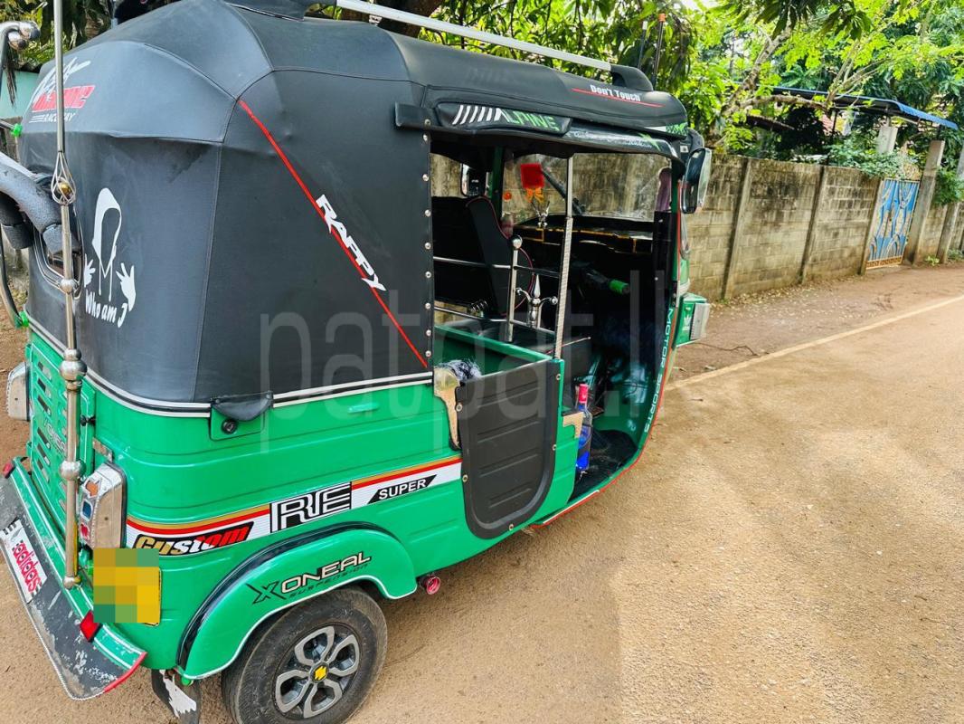 Bajaj Three Wheel 2012 - பயன்படுத்தப்பட்டது முச்சக்கர வண்டி sale in Sri Lanka - patpat.lk