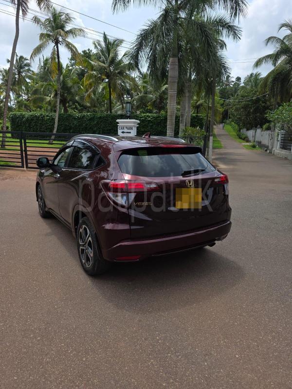 Honda Vezel 2014 - பயன்படுத்தப்பட்டது SUV sale in Sri Lanka - patpat.lk