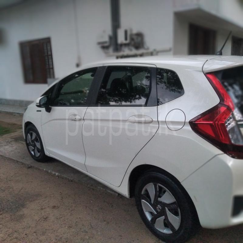 Advertisement image 1