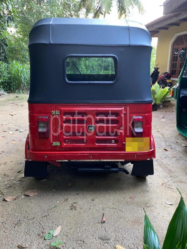 Bajaj 4 stroke 2015 - பயன்படுத்தப்பட்டது முச்சக்கர வண்டி sale in Sri Lanka - patpat.lk