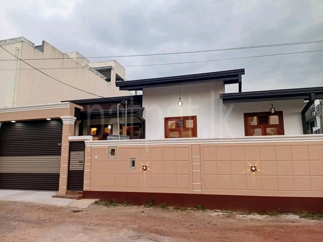 House for Sale in Mattegoda ads-image-1