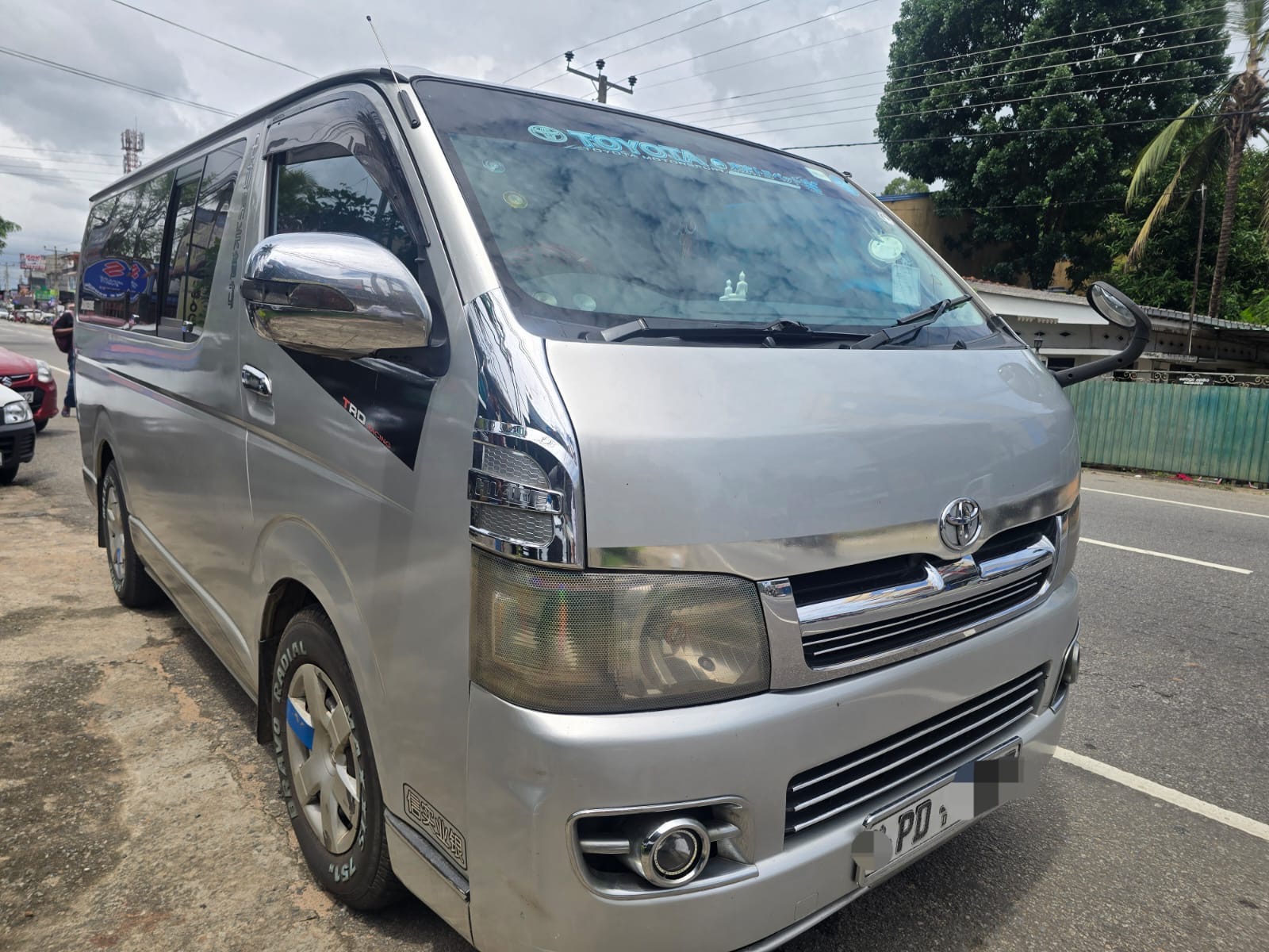 Toyota Super GL 2006 - பயன்படுத்தப்பட்டது வேன் sale in Sri Lanka - patpat.lk