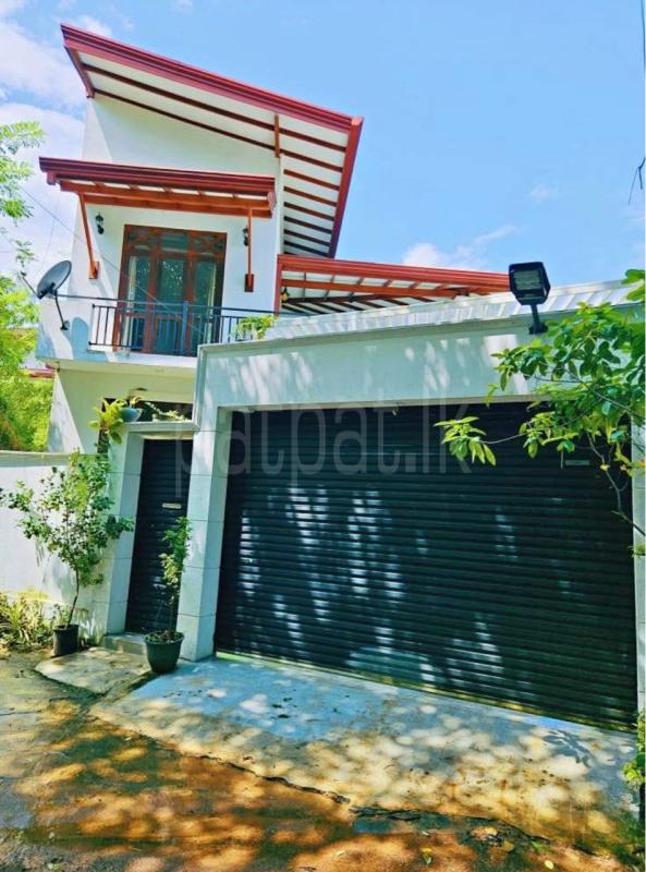 House for Sale in Kottawa ads-image-1