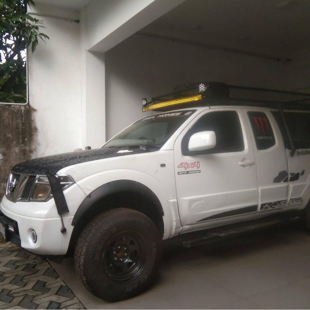 Nissan Navara 2010 - භාවිතා කරන ලද භාණ්ඩ ප්‍රවාහන sale in Sri Lanka - patpat.lk