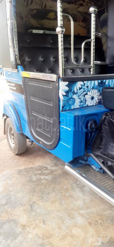 Bajaj 4 stroke 2012 - பயன்படுத்தப்பட்டது முச்சக்கர வண்டி sale in Sri Lanka - patpat.lk