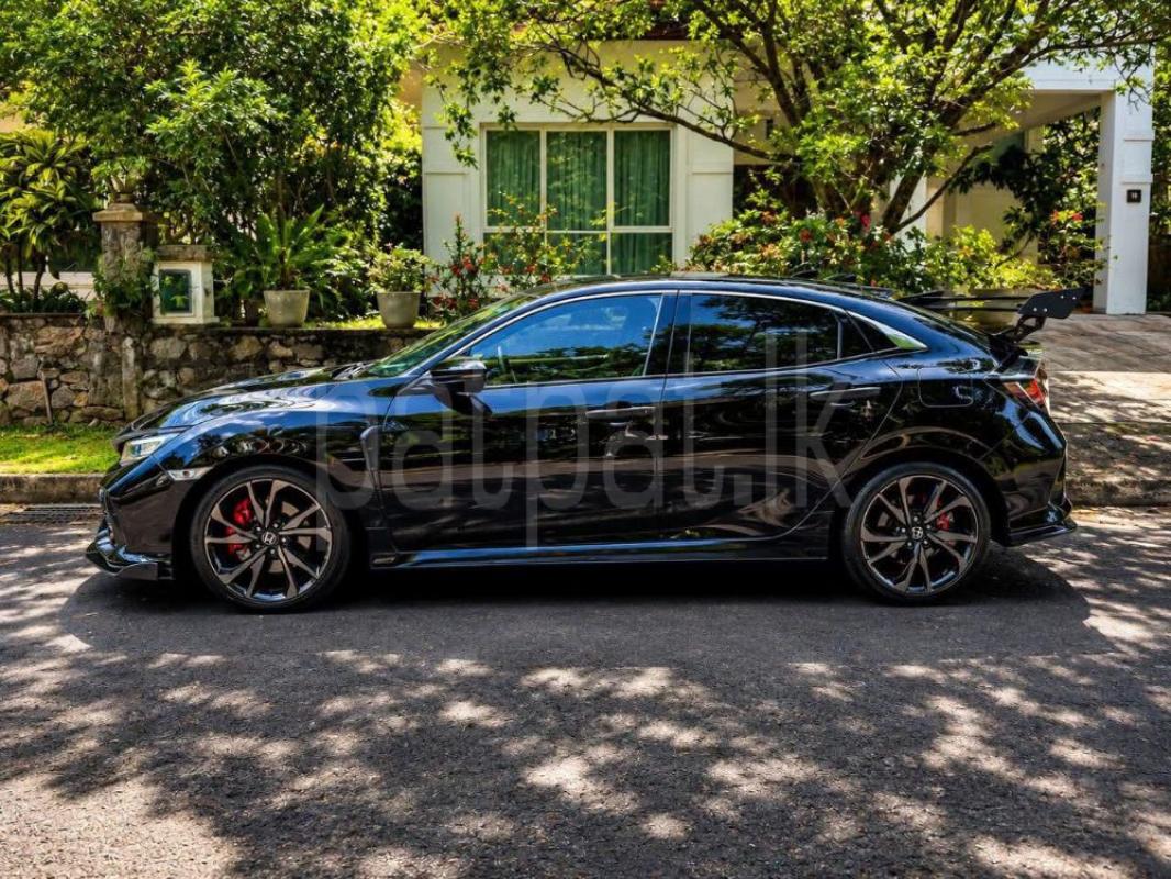 Honda Civic 2018 - மறுசீரமைக்கப்பட்டது கார் sale in Sri Lanka - patpat.lk