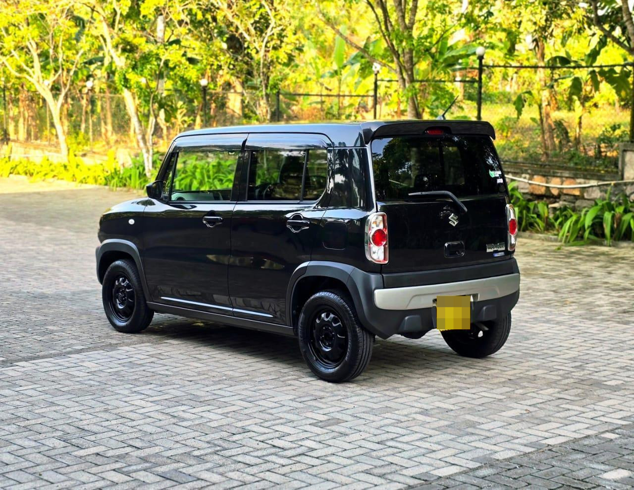 Suzuki Hustler 2016 - பயன்படுத்தப்பட்டது கார் sale in Sri Lanka - patpat.lk