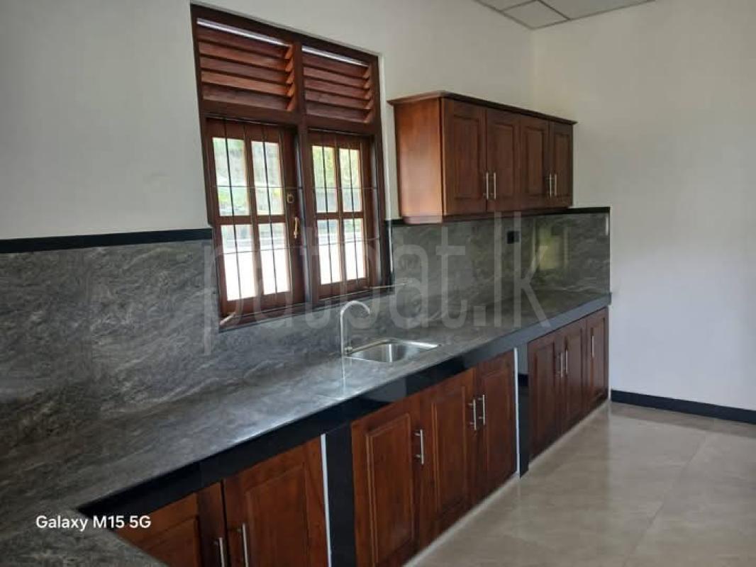 House for Sale in Kadawatha ads-image-1