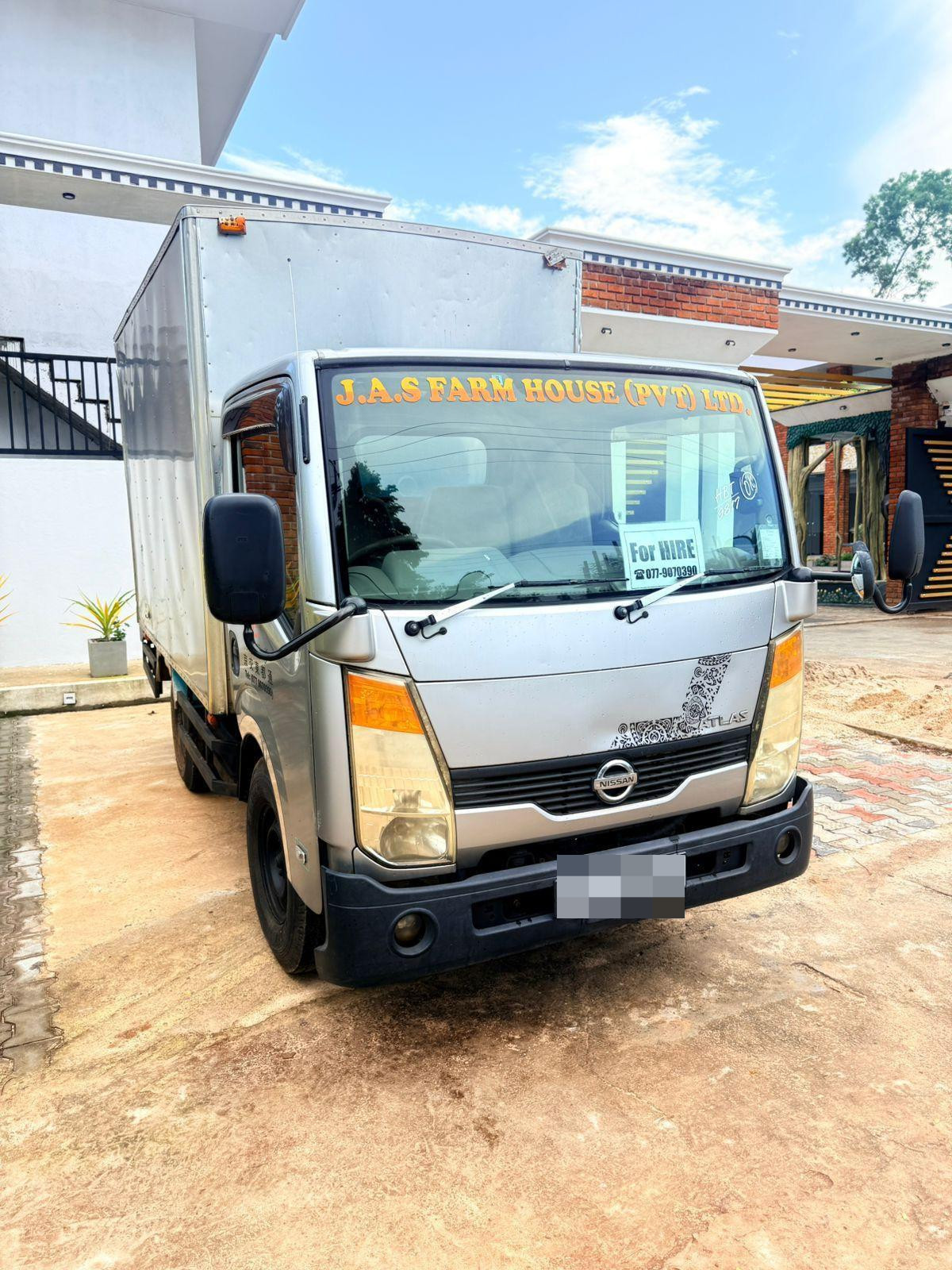 Nissan Atlas 1992 - பயன்படுத்தப்பட்டது டிரக் sale in Sri Lanka - patpat.lk