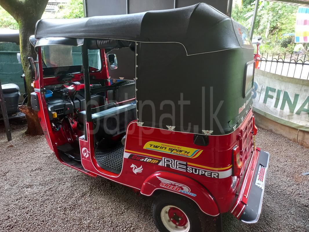 Bajaj 4 stroke 2018 - பயன்படுத்தப்பட்டது முச்சக்கர வண்டி sale in Sri Lanka - patpat.lk