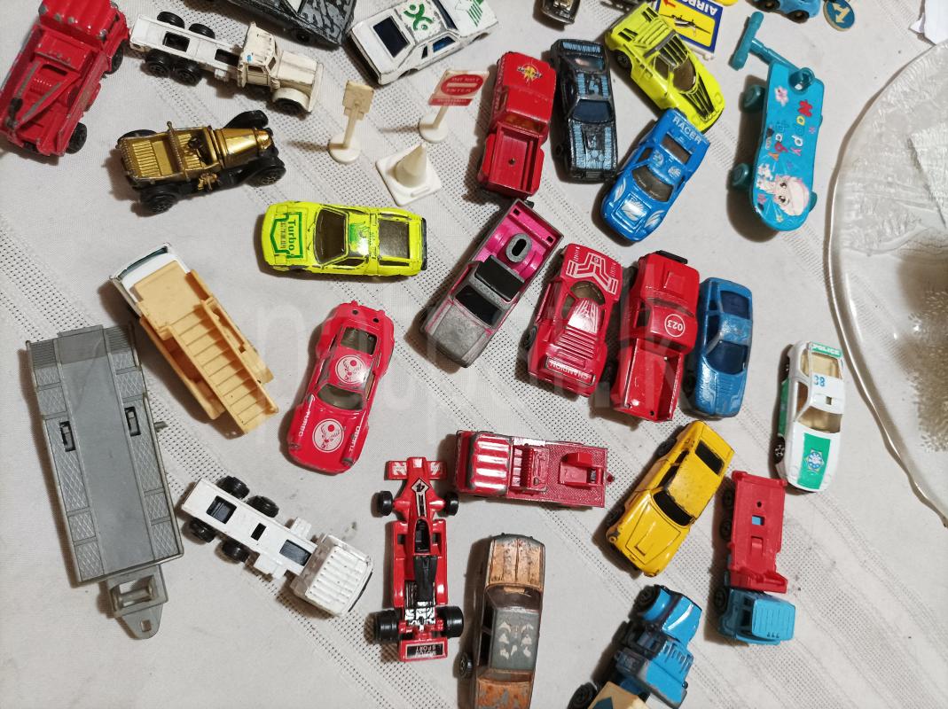 Advertisement image 4