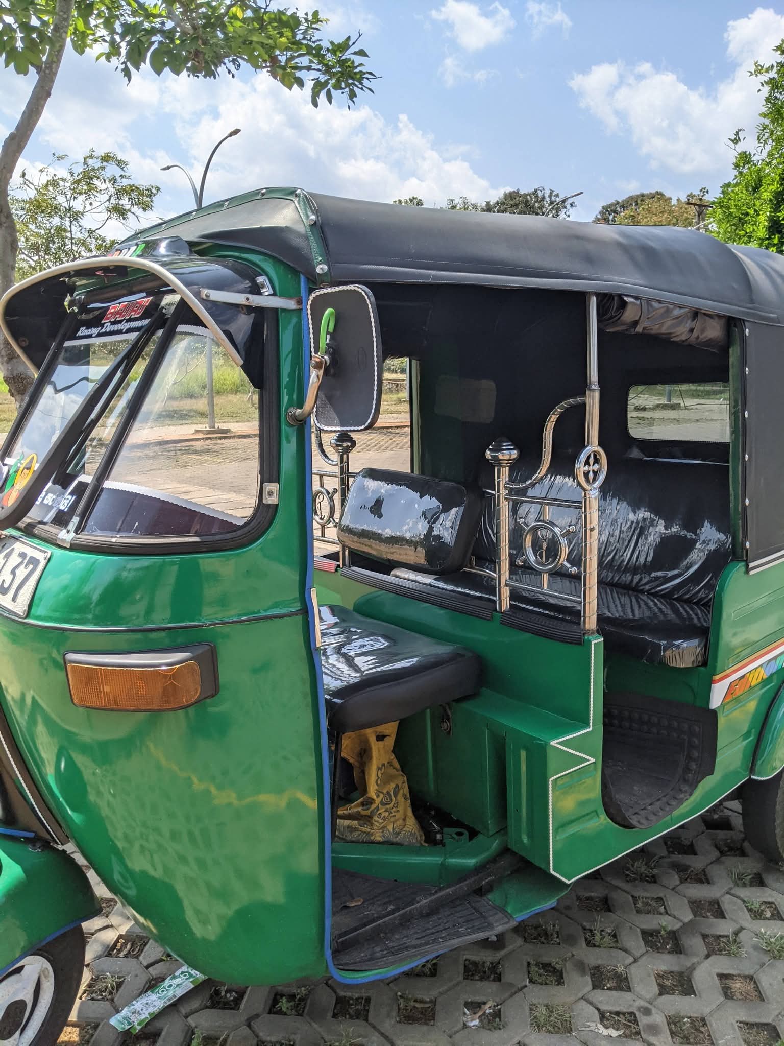 Bajaj Three Wheel 2004 - භාවිතා කරන ලද ත්‍රිරෝද රථය sale in Sri Lanka - patpat.lk