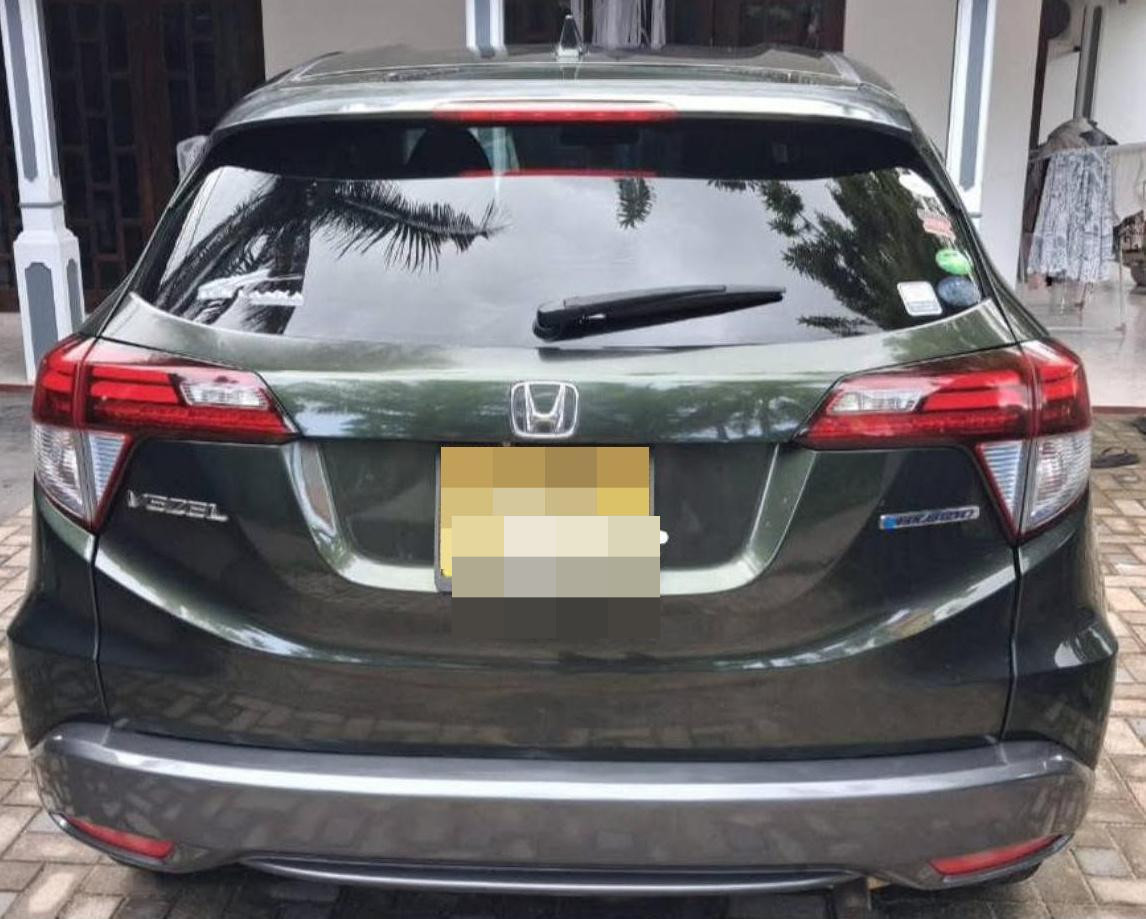 Honda Vezel 2014 - பயன்படுத்தப்பட்டது SUV sale in Sri Lanka - patpat.lk
