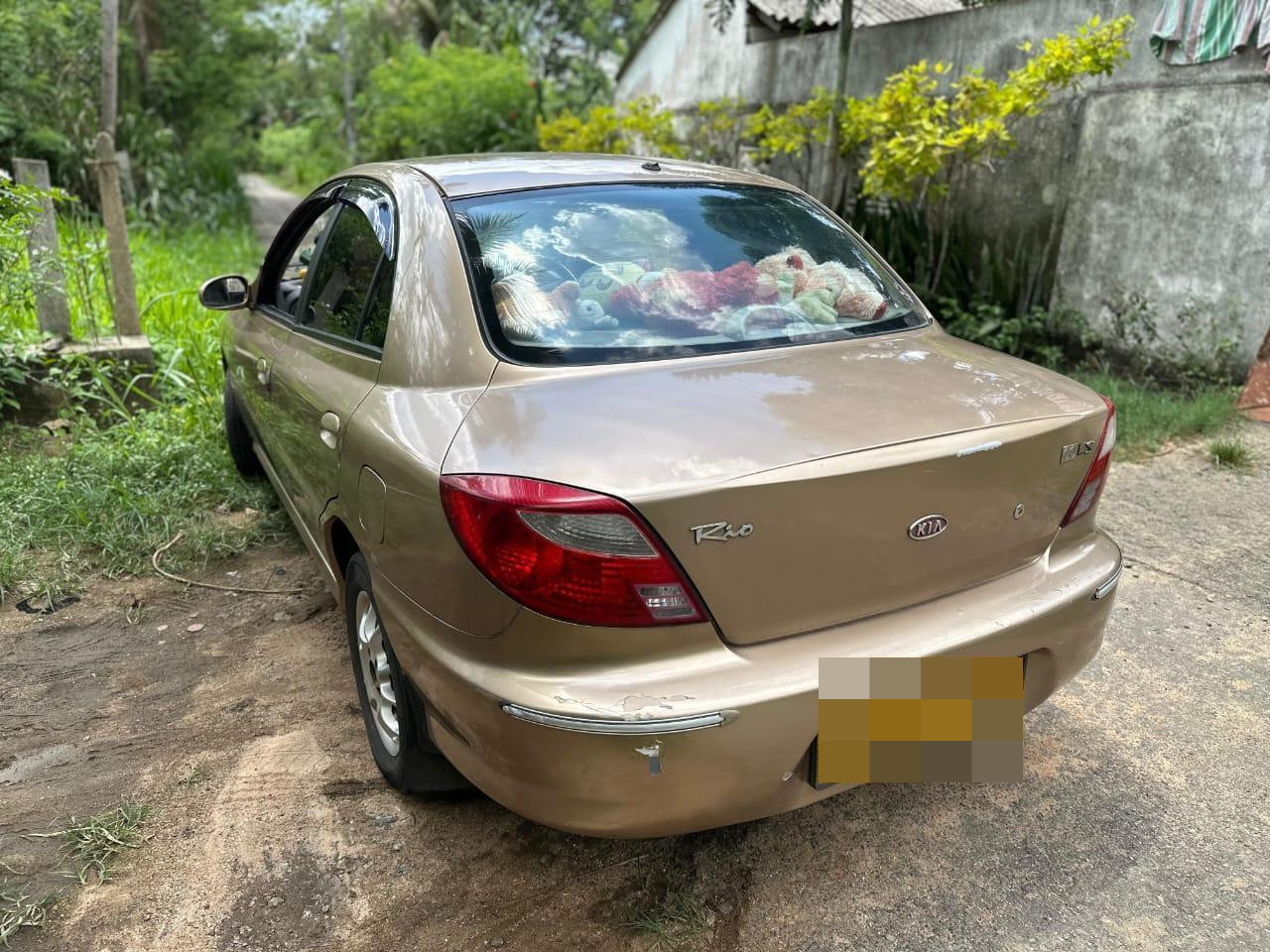 KIA Rio 2001 - பயன்படுத்தப்பட்டது கார் sale in Sri Lanka - patpat.lk