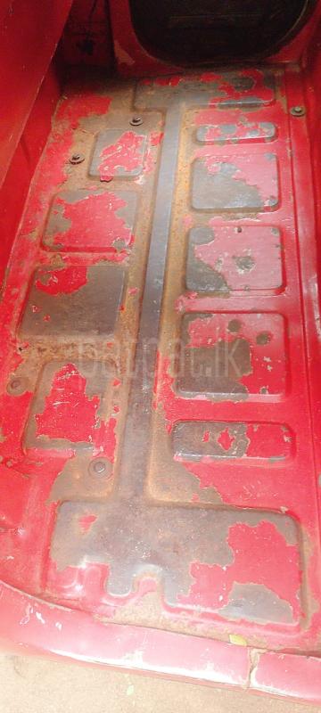 Advertisement image 6