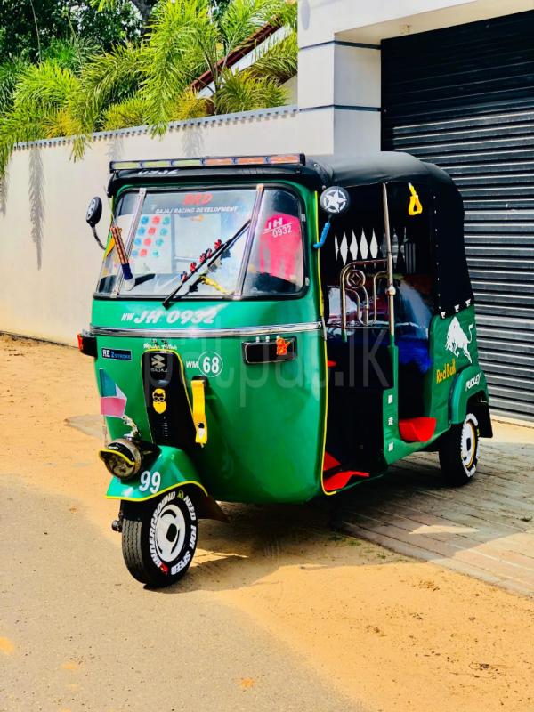 Bajaj Three Wheel 2006 - பயன்படுத்தப்பட்டது முச்சக்கர வண்டி sale in Sri Lanka - patpat.lk