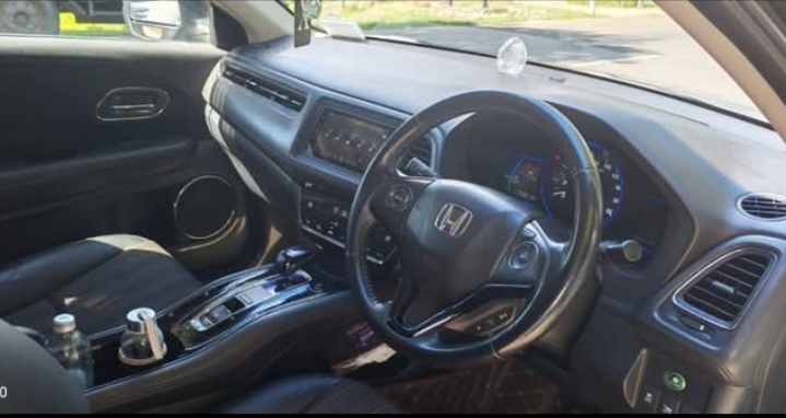 Honda Vezel 2014 - Used SUV sale in Sri Lanka - patpat.lk