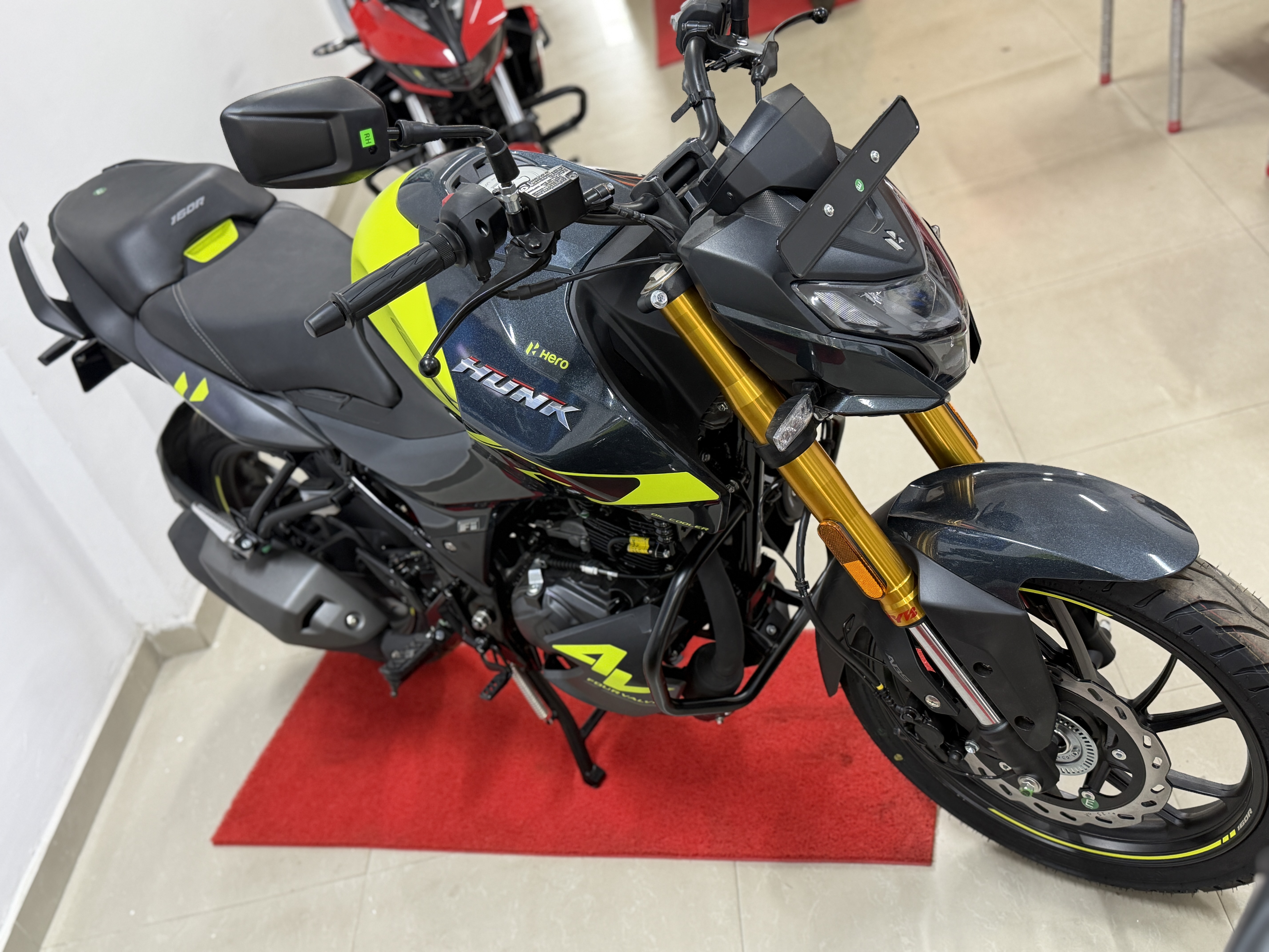 Hero Hunk 2025 - Brand New Bike sale in Sri Lanka - patpat.lk