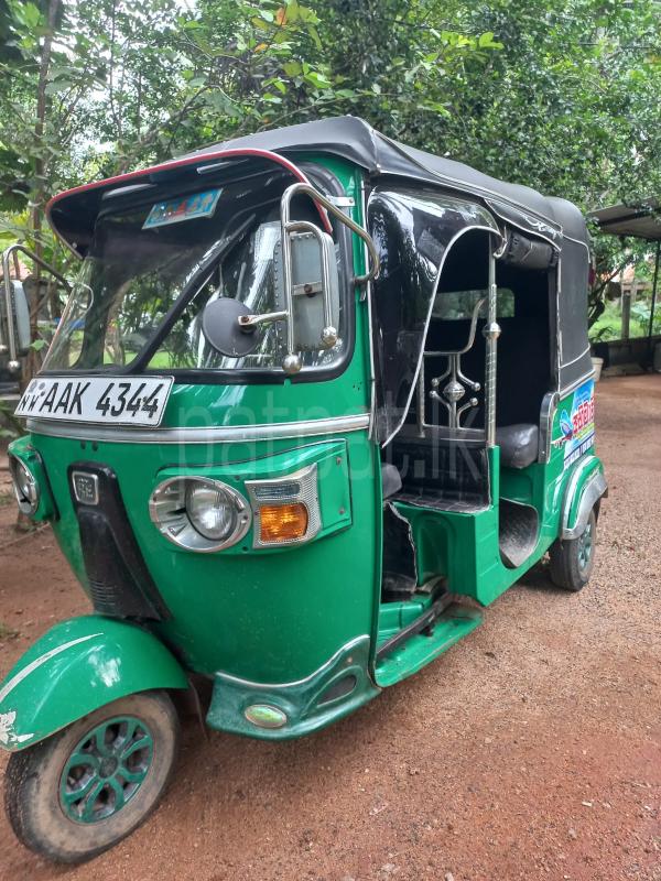 Bajaj Three Wheel 2013 - பயன்படுத்தப்பட்டது முச்சக்கர வண்டி sale in Sri Lanka - patpat.lk