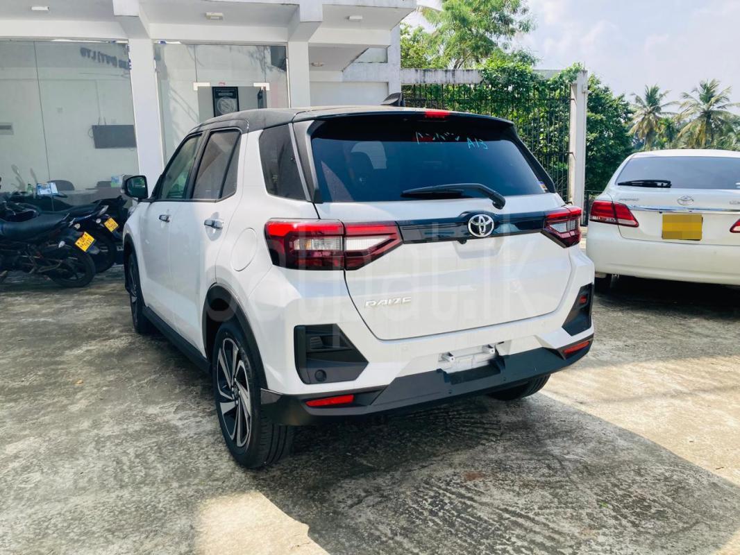 Advertisement image 6