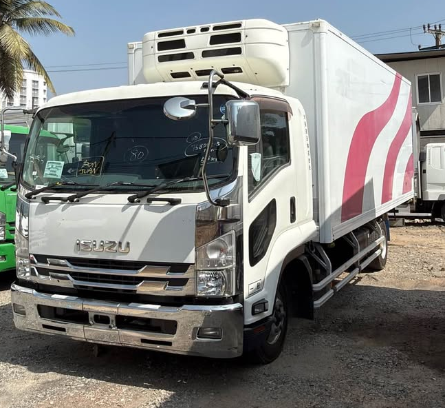 Isuzu ELF 2018 - නැවත සකස් කල ට්‍රක් රථය sale in Sri Lanka - patpat.lk