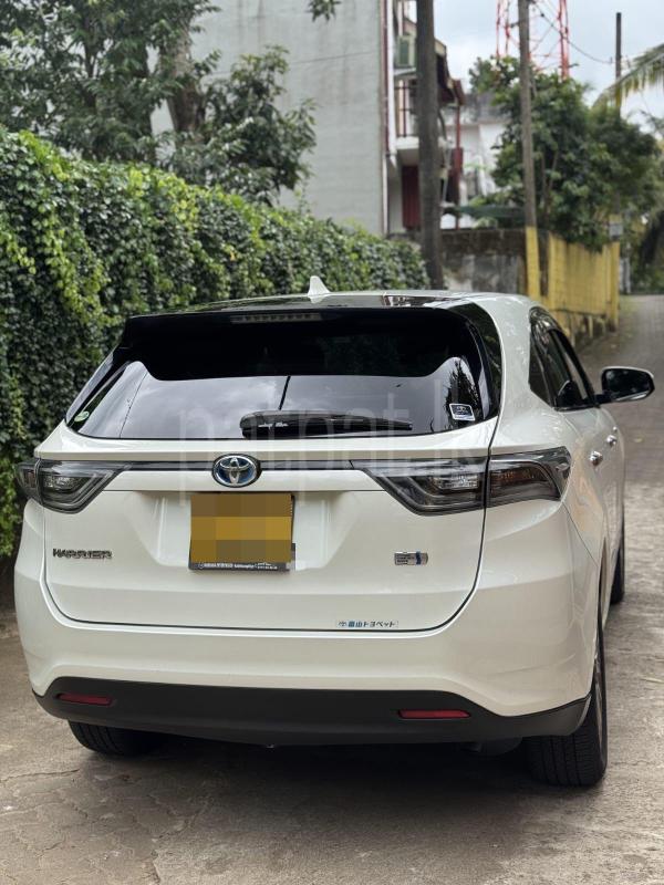 Toyota Harrier 2014 - භාවිතා කරන ලද SUV රථය sale in Sri Lanka - patpat.lk