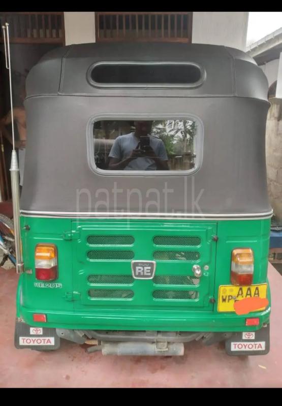 Bajaj 4 stroke 2012 - භාවිතා කරන ලද ත්‍රිරෝද රථය sale in Sri Lanka - patpat.lk