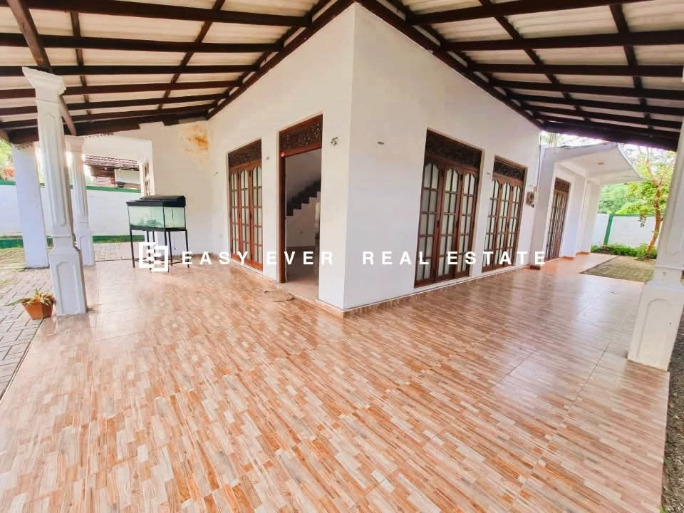 House for Sale in Minuwangoda