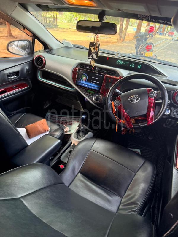 Toyota Aqua 2013 - பயன்படுத்தப்பட்டது கார் sale in Sri Lanka - patpat.lk