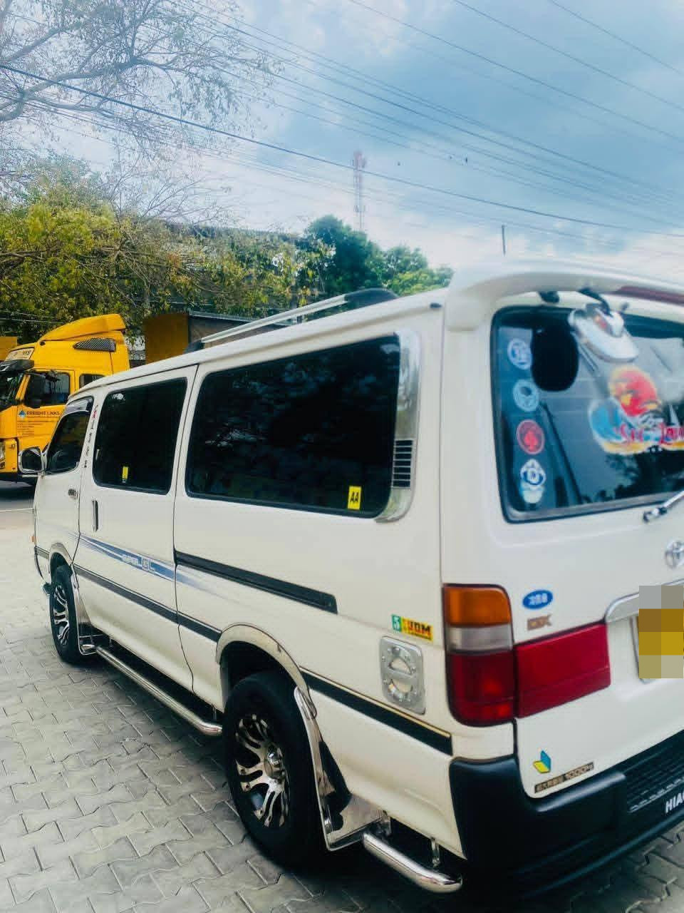 Toyota Hiace 1993 - Used Van sale in Sri Lanka - patpat.lk