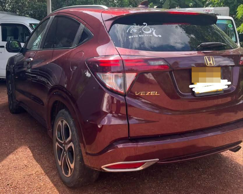 Honda Vezel 2014 - பயன்படுத்தப்பட்டது SUV sale in Sri Lanka - patpat.lk