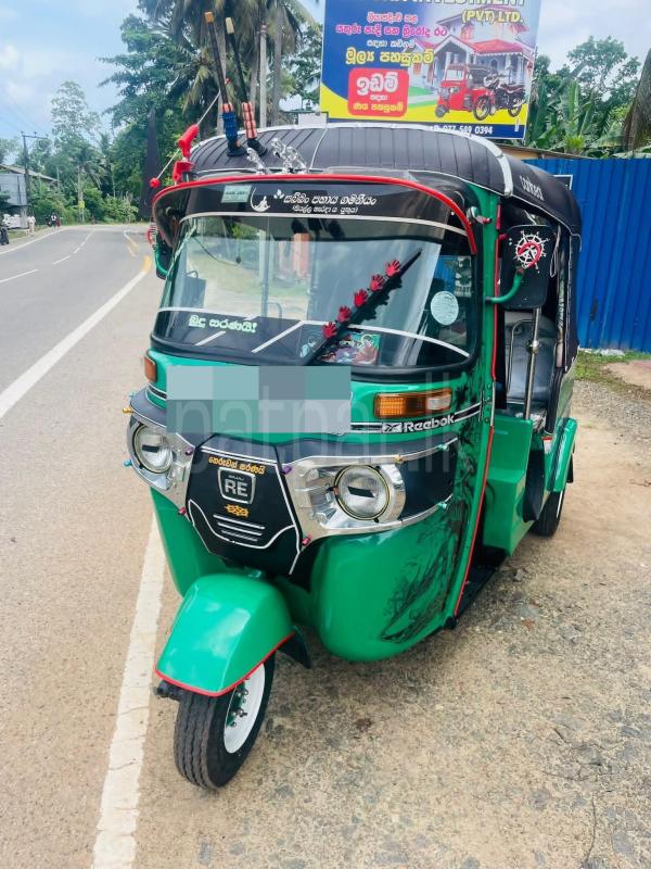Bajaj 4 stroke 2013 - Used Three wheeler sale in Sri Lanka - patpat.lk