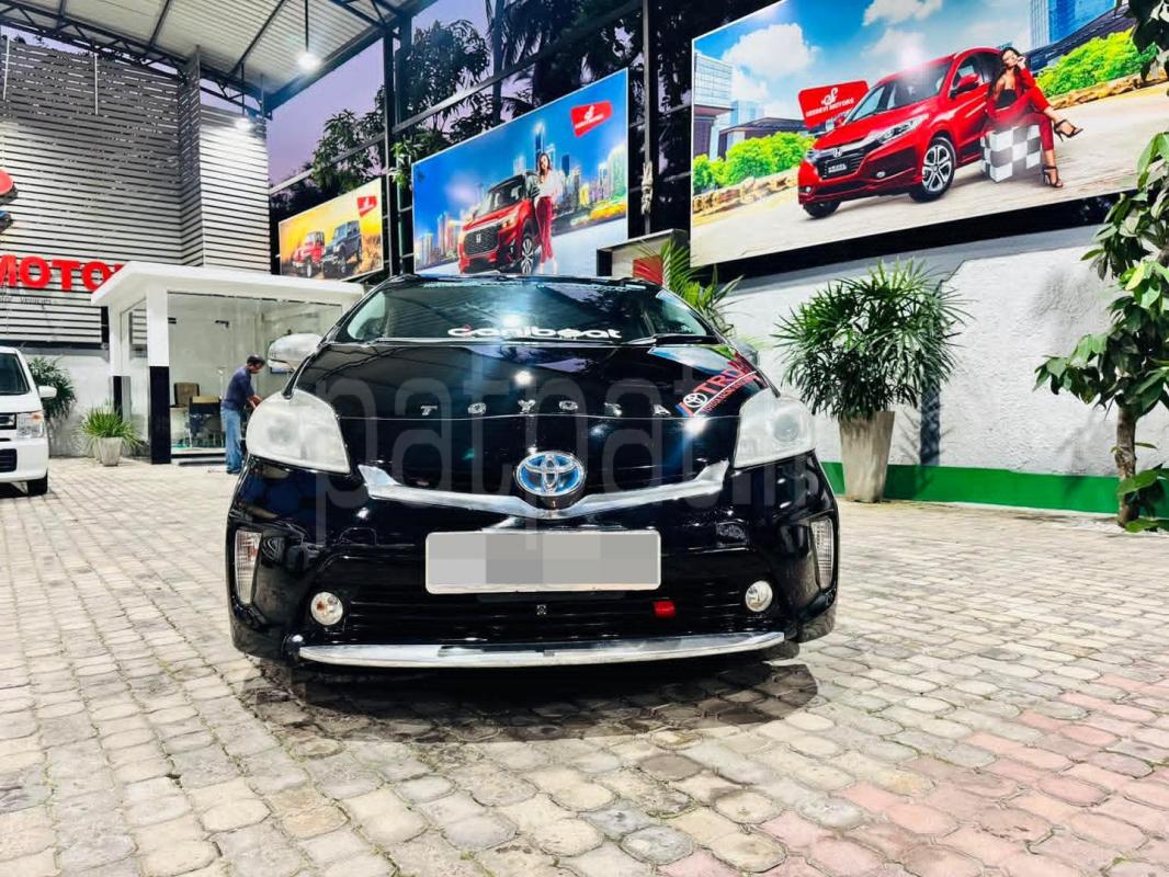 Toyota Prius 2013 - Used Car sale in Sri Lanka - patpat.lk