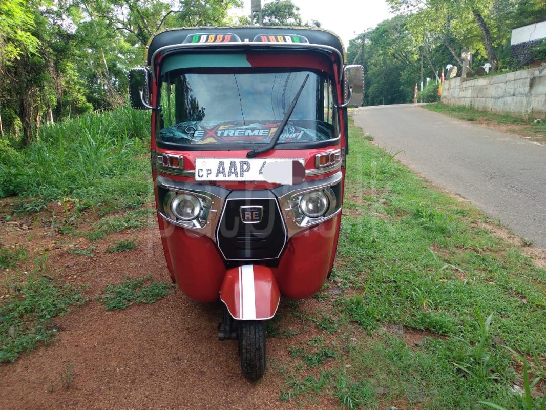 Bajaj Three Wheel 2014 - பயன்படுத்தப்பட்டது முச்சக்கர வண்டி sale in Sri Lanka - patpat.lk
