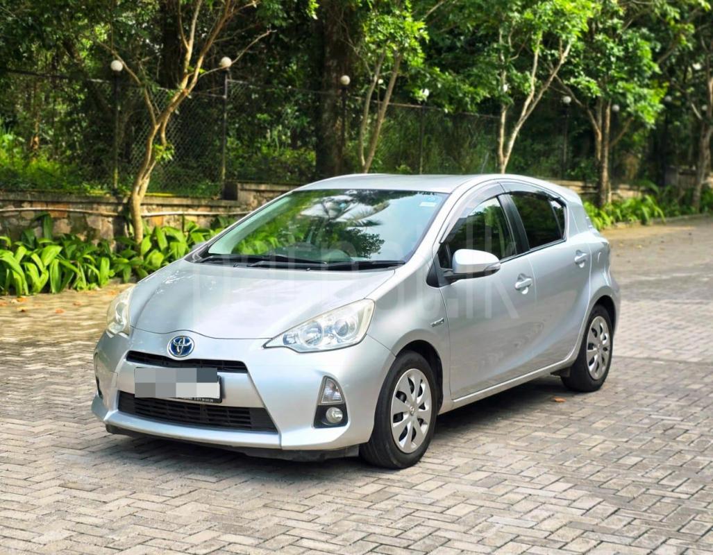 Toyota Aqua 2013 - භාවිතා කරන ලද කාර් sale in Sri Lanka - patpat.lk