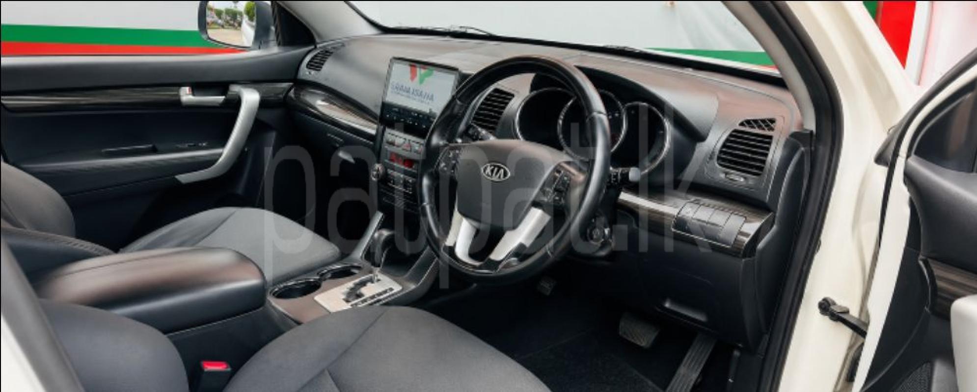 KIA Sorento 2012 - பயன்படுத்தப்பட்டது SUV sale in Sri Lanka - patpat.lk
