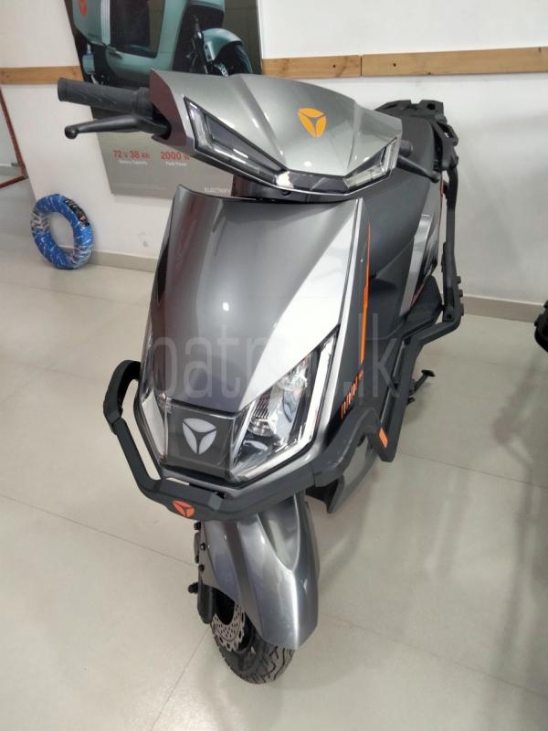 Yadea T5 2025 - Brand New Bike sale in Sri Lanka - patpat.lk