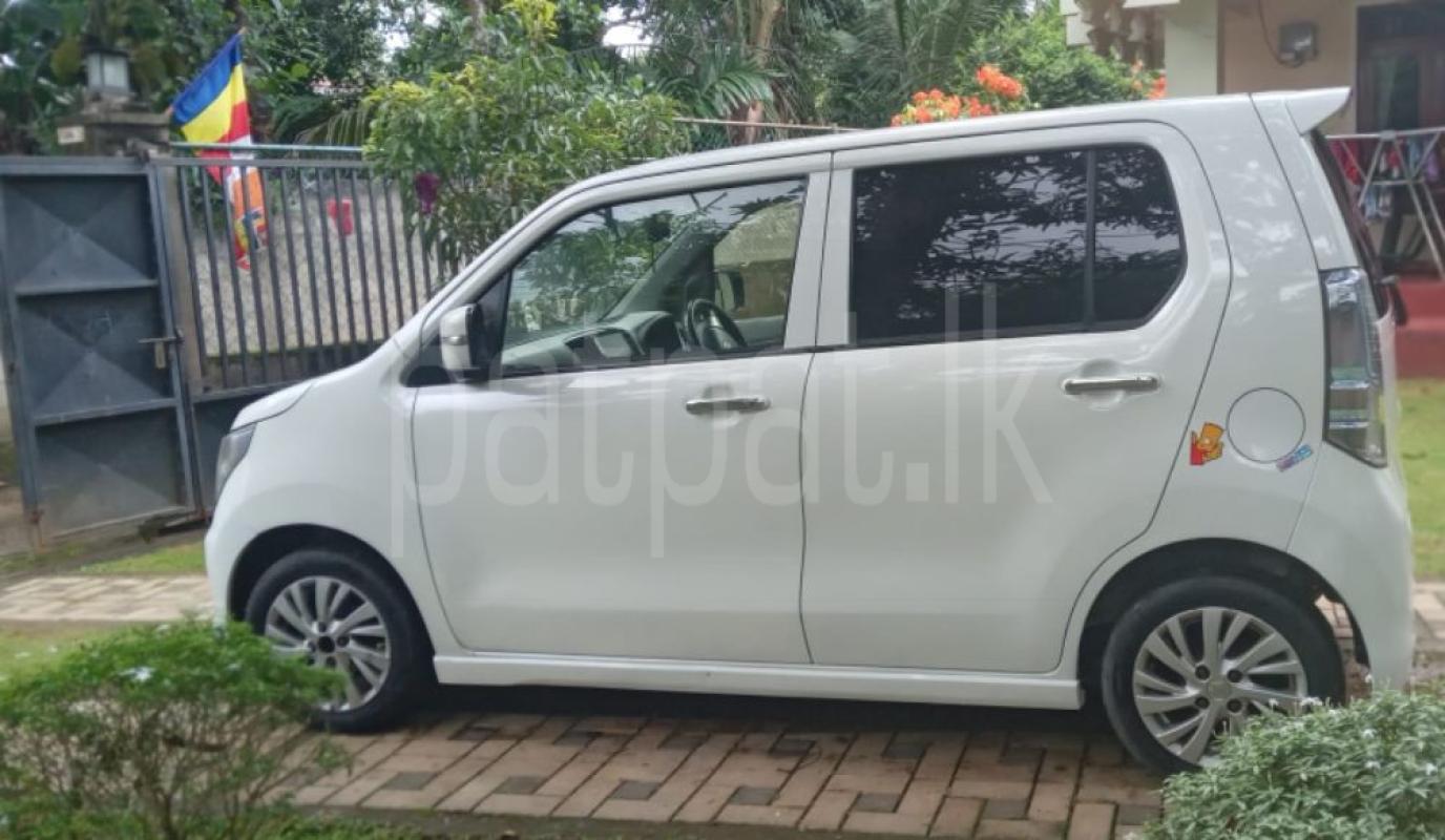 Suzuki Wagon R 2015 - பயன்படுத்தப்பட்டது கார் sale in Sri Lanka - patpat.lk