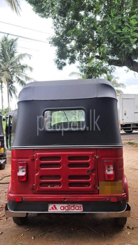 Bajaj 4 stroke 2012 - Used Three wheeler sale in Sri Lanka - patpat.lk