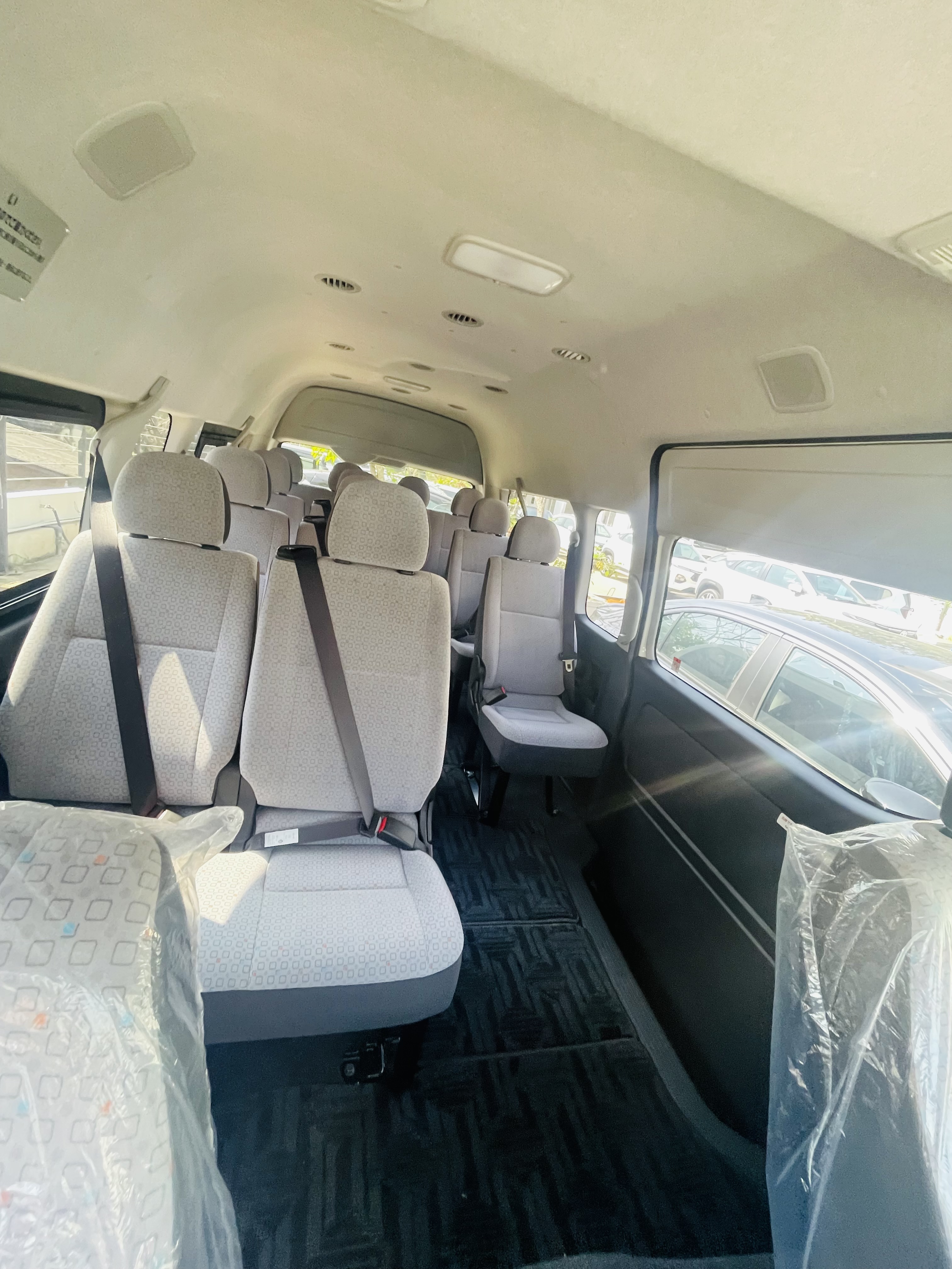 Toyota Hiace 2024 - Brand New Van sale in Sri Lanka - patpat.lk