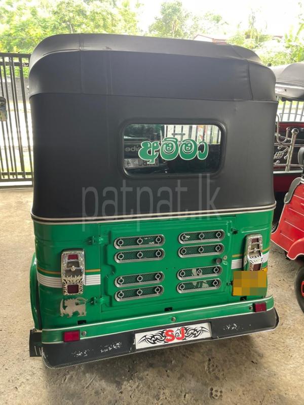 Bajaj Three Wheel 2015 - Used Three wheeler sale in Sri Lanka - patpat.lk