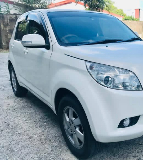 Toyota Rush 2006 - பயன்படுத்தப்பட்டது SUV sale in Sri Lanka - patpat.lk