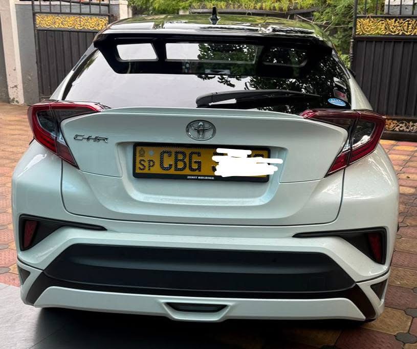 Toyota CHR 2018 - பயன்படுத்தப்பட்டது SUV sale in Sri Lanka - patpat.lk