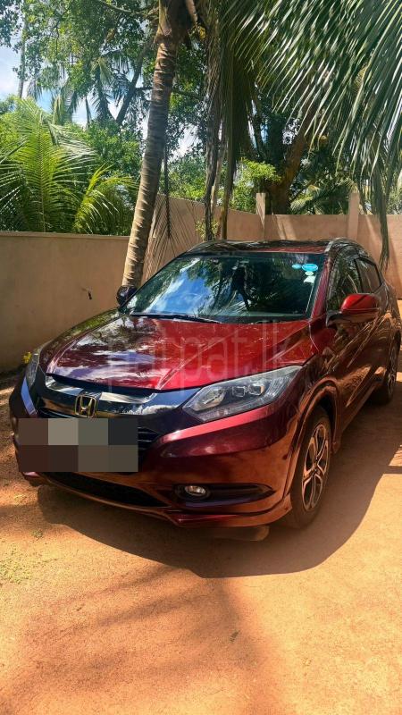 Honda Vezel 2015 - பயன்படுத்தப்பட்டது SUV sale in Sri Lanka - patpat.lk