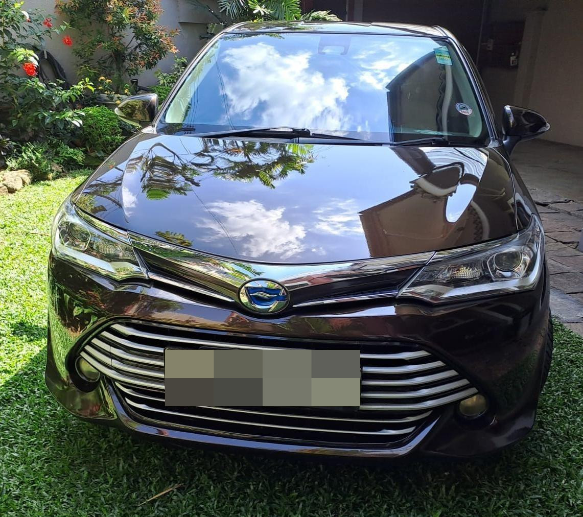 Toyota Axio 2015 - பயன்படுத்தப்பட்டது கார் sale in Sri Lanka - patpat.lk