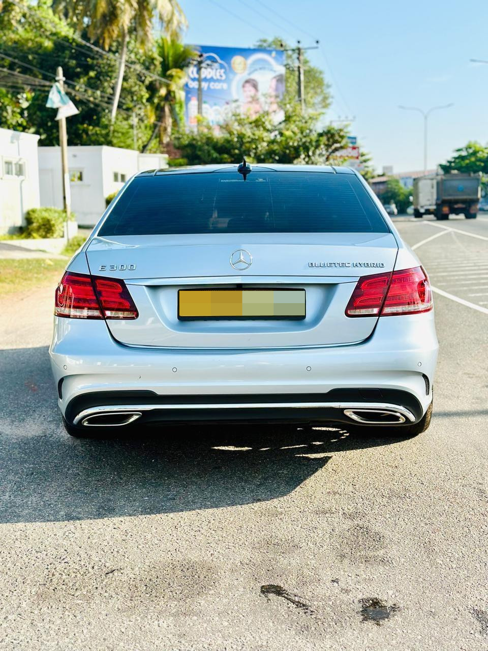 Mercedes Benz E300 2014 - பயன்படுத்தப்பட்டது கார் sale in Sri Lanka - patpat.lk